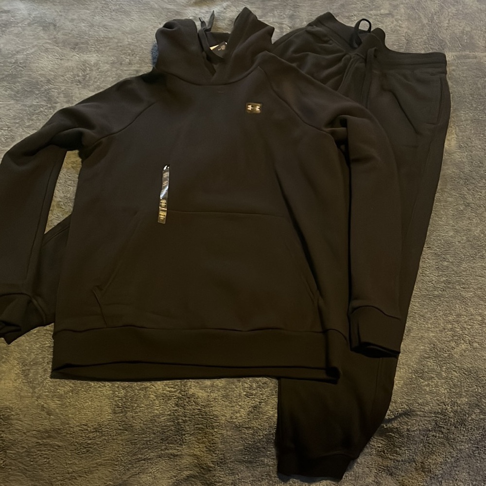 Under Armour Black Hoodie and Jogger Set size Medium
